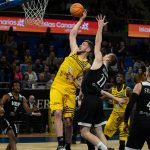 El Iberostar Tenerife supera con claridad al VEF Riga (17)