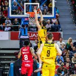 El Iberostar Tenerife 'asalta' el Príncipe Felipe en una noche memorable (6)