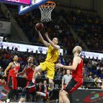 El Iberostar Tenerife supera a un correoso Fuenla y sella su billete para la Copa (42)