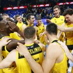 El Iberostar Tenerife reacciona con carácter y cabeza ante un buen Joventut (20)