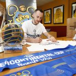 Ya a la venta la camiseta de los campeones mundiales firmada por el MVP Huertas (4)