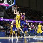 El Iberostar Tenerife cae con orgullo ante el potente Barça (9)