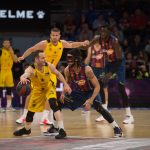 El Iberostar Tenerife cae ante un Baskonia muy físico (10)