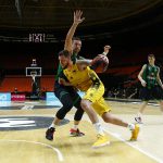 El Iberostar Tenerife suma un trabajado triunfo coral (13)