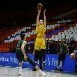 El Iberostar Tenerife suma un trabajado triunfo coral (7)