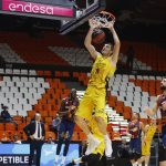 El Iberostar Tenerife no puede con un Baskonia más físico (7)