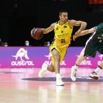 El Iberostar Tenerife reanuda la ACB con derrota, ante un Unicaja más acertado (17)