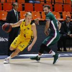 El Iberostar Tenerife reanuda la ACB con derrota, ante un Unicaja más acertado (3)