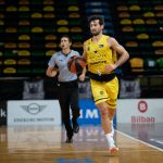 El Iberostar Tenerife deja su sello en Miribilla y suma una nueva alegría liguera (7)