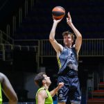 El Iberostar Tenerife cede en otro disputado ensayo de pretemporada (3)