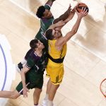 El Iberostar Tenerife 'asalta' el Martín Carpena (11)