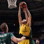 El Iberostar Tenerife 'asalta' el Martín Carpena (7)