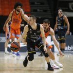 El Iberostar Tenerife 'asalta' La Fonteta con una victoria de auténtico lujo (7)