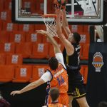 El Iberostar Tenerife 'asalta' La Fonteta con una victoria de auténtico lujo (4)