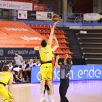 El Iberostar Tenerife impone su ley en el Nou Congost (1)