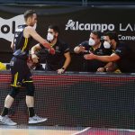 Triunfo trabajado ante un correoso Coosur Real Betis (19)