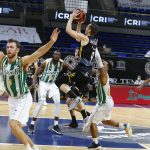 Triunfo trabajado ante un correoso Coosur Real Betis (16)