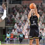 El Iberostar Tenerife cae en Sassari tras una mala segunda parte (3)