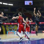 El muro aurinegro suma la decimosexta (11)