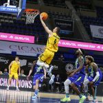 El Iberostar Tenerife se mete en el 'Sweet 16' por la puerta grande (12)