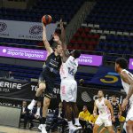 El Iberostar Tenerife cae, tras tutear al Real Madrid, en un partido muy intenso (2)