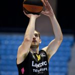 Victoria autoritaria, tras una segunda mitad de lujo (6)