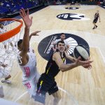 El Lenovo Tenerife cae con orgullo, tras acariciar la final de Copa (19)