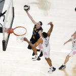 El Lenovo Tenerife cae con orgullo, tras acariciar la final de Copa (13)