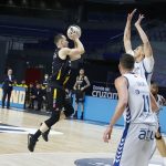 El Lenovo Tenerife exprime su gen competitivo para meterse en semifinales de la Copa (2)