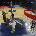 El Lenovo Tenerife cede en un thriller de partido (21)