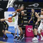 El Lenovo Tenerife cede en un thriller de partido (13)