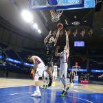 El Lenovo Tenerife cede en un thriller de partido (7)