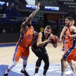 El Lenovo Tenerife 'tumba' al Valencia de Euroliga (12)