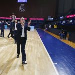 Segundo triunfo en el Sweet 16 en el retorno del público al Santiago Martín (15)