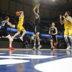 Segundo triunfo en el Sweet 16 en el retorno del público al Santiago Martín (9)