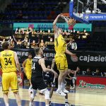 Segundo triunfo en el Sweet 16 en el retorno del público al Santiago Martín (3)