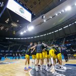 Segundo triunfo en el Sweet 16 en el retorno del público al Santiago Martín (2)