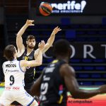 El Lenovo Tenerife impone su fortaleza coral (5)