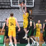 El Lenovo Tenerife cae en Badalona, pese a pelear hasta el final (1)