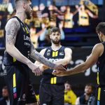 El Lenovo Tenerife crece desde la defensa para sumar su 25ª alegría liguera (18)