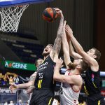 El Lenovo Tenerife crece desde la defensa para sumar su 25ª alegría liguera (12)