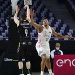 El Lenovo Tenerife exige al líder Real Madrid y cae en el epílogo (2)