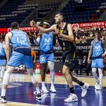 El Lenovo Tenerife firma otro triunfo coral y sigue intratable (20)