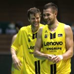 El Lenovo Tenerife exhibe su fortaleza coral en Sevilla (10)