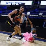 El Lenovo Tenerife cae ante el Barça (7)