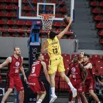 El Lenovo Tenerife recupera sensaciones con una gran faena coral (2)