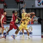 El Lenovo Tenerife recupera sensaciones con una gran faena coral (1)