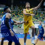 Un volcán llamado Lenovo Tenerife hace historia en Burgos (6)