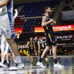 El Lenovo Tenerife deja su huella y se apunta el 1-0 (14)