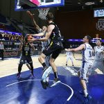 El Lenovo Tenerife deja su huella y se apunta el 1-0 (9)